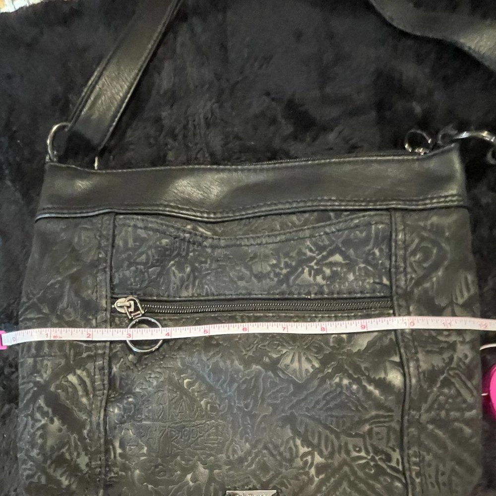 🎄10/$10🎄Sakroots Arcadia Recycled Crossbody - Picture 15 of 16